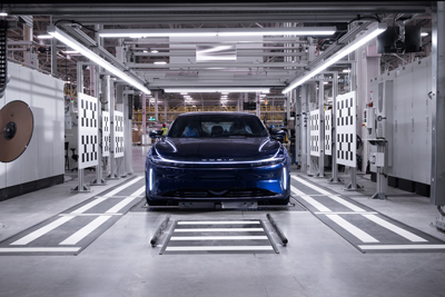 First Production Lucid Air Sapphires Roll Off Assembly Line Autobody News